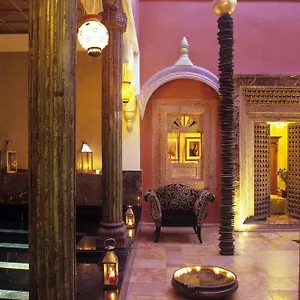 Enija Hotel